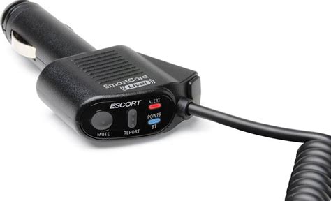 Escort smartcord live  It is multifunctional: besides serving as a power cord that can be plugged into the vehicle’s power source, it can also show alerts and charge other devices